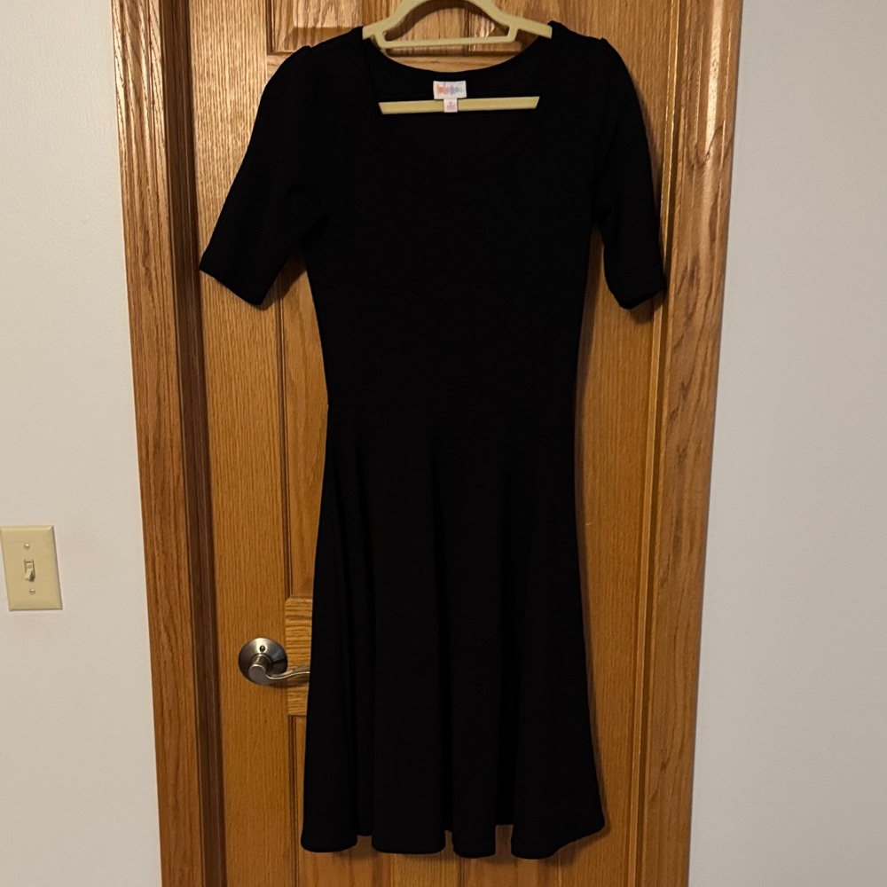 LuLaRoe Classic Black Short Sleeve Dress